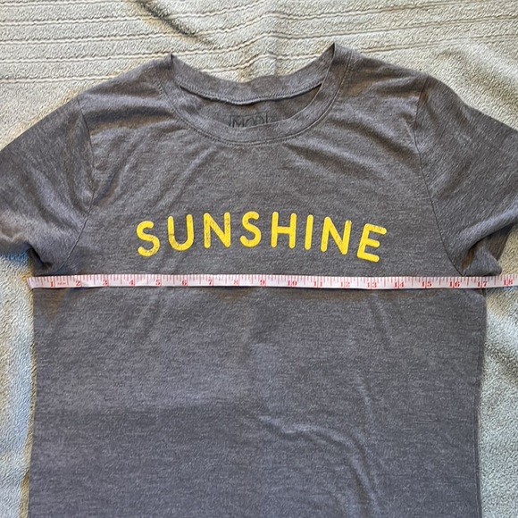 Graphic tee shirt, funny, cute, or sarcastic haha - medium - Picture 5 of 11